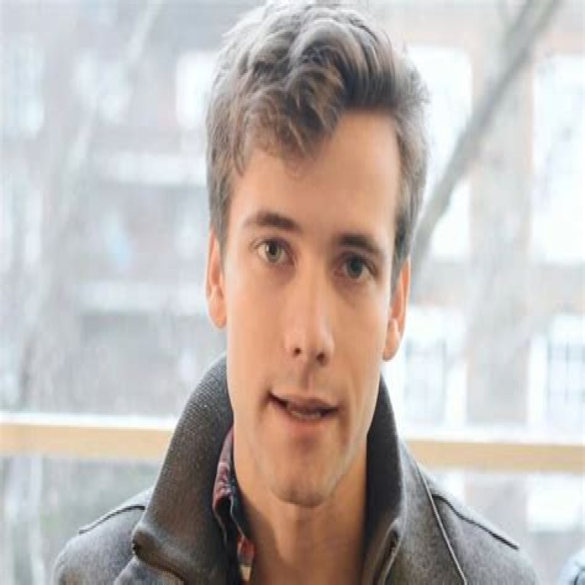 HTML